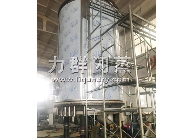 組裝好的鈦材（cái）盤式（shì）幹燥機